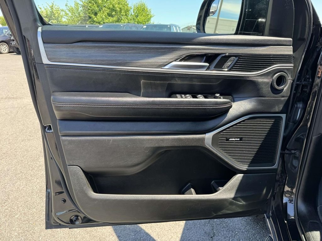 Used 2024 Black Jeep Series II image 25