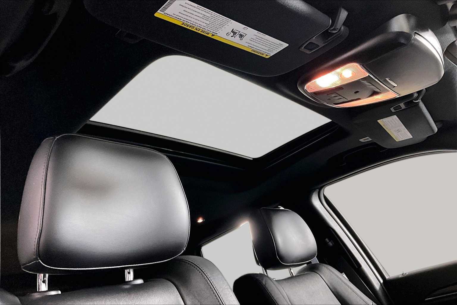 Used 2021 Diamond Black Crystal Pearlcoat Jeep Limited X image 14