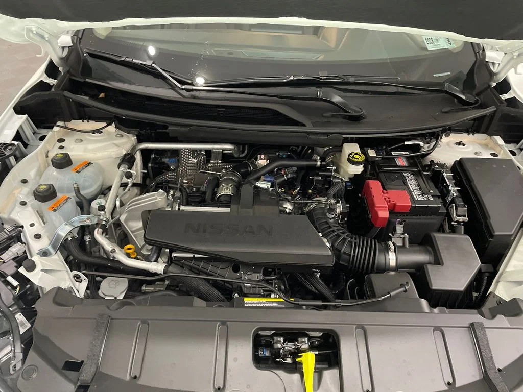 New 2026 Everest White Pearl TriCoat Nissan Dark Armor™ image 31