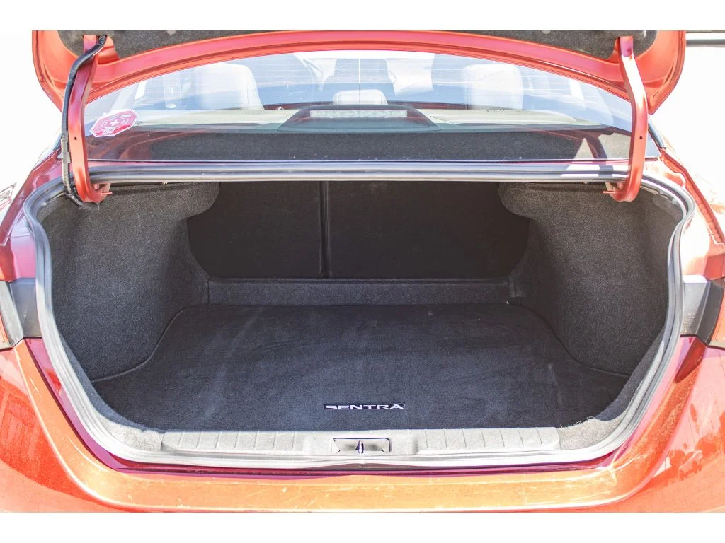 Used 2024 Scarlet Ember Tintcoat Nissan SV image 12