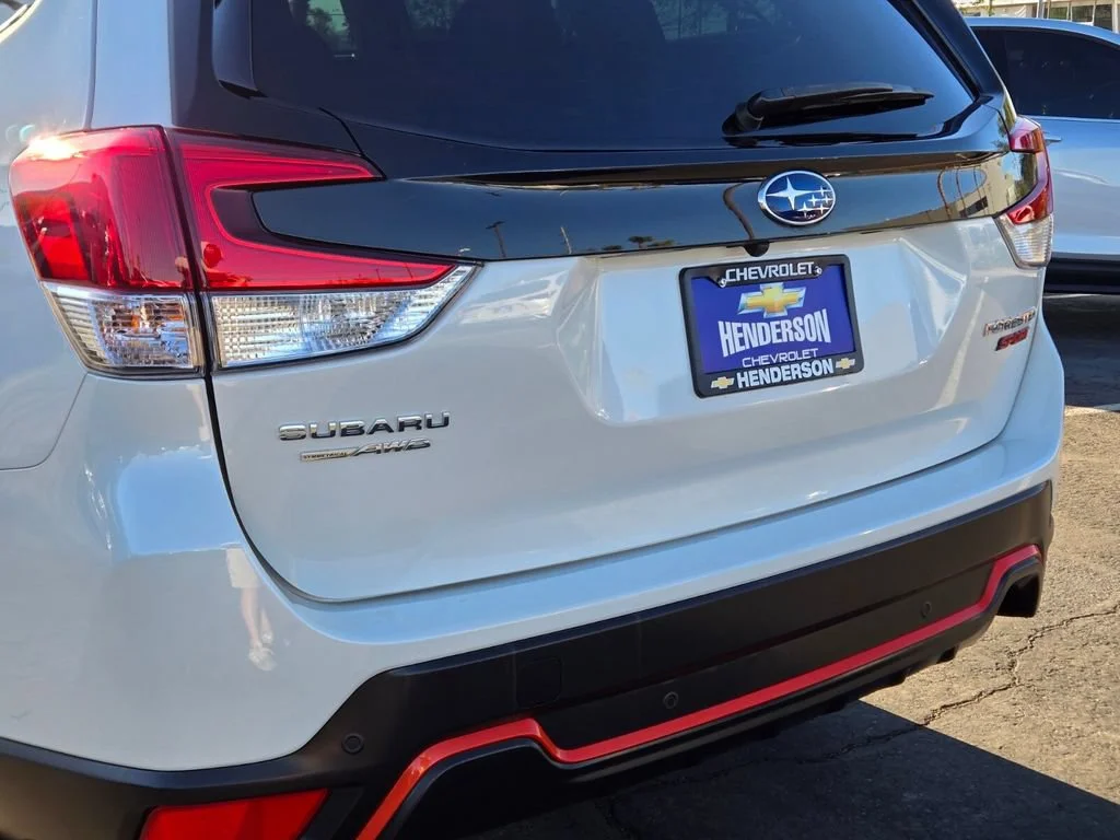 Used 2022 Crystal White Pea Subaru Sport image 5