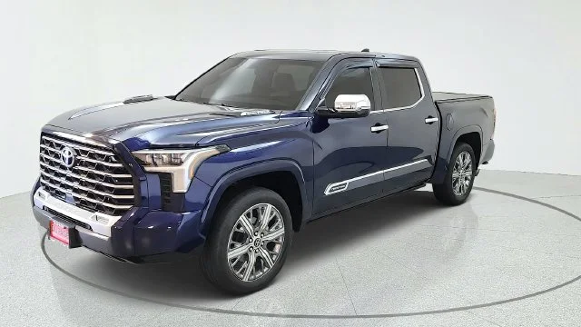 Used 2022  Toyota Capstone image 4
