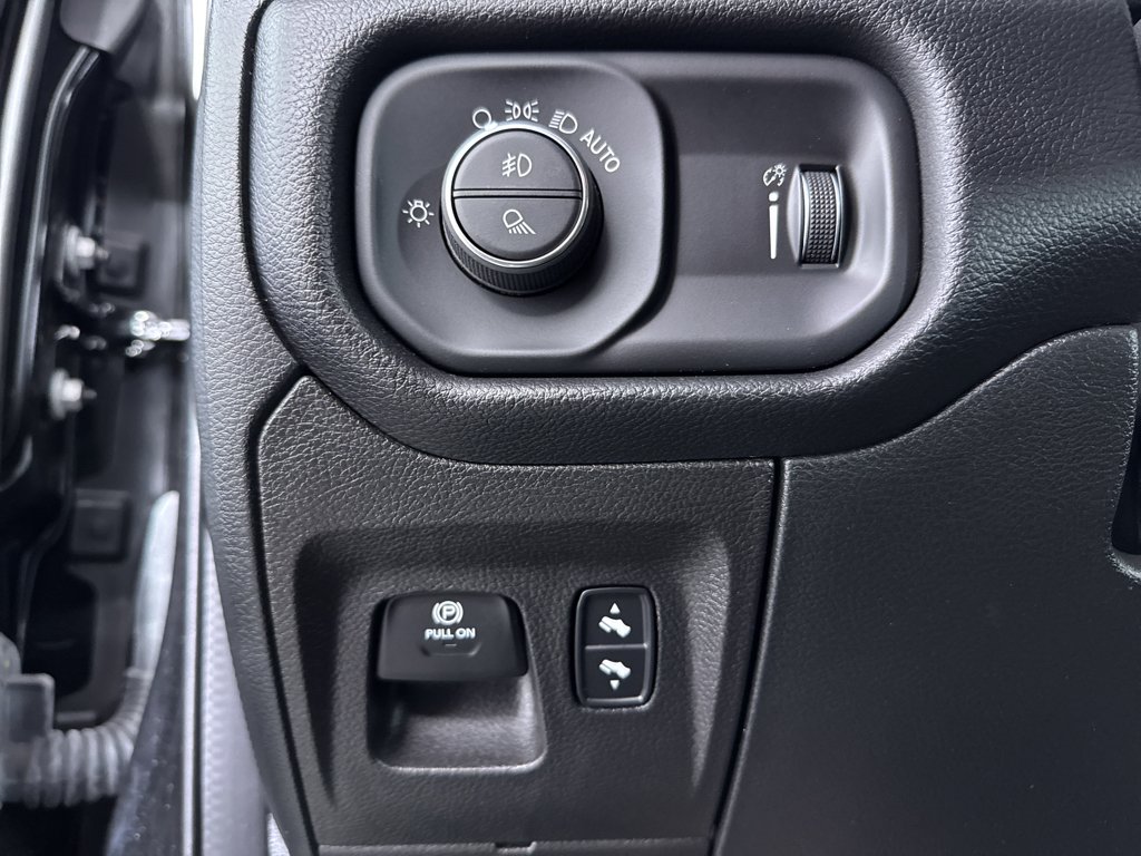 Used 2022 Black Ram Big Horn image 25