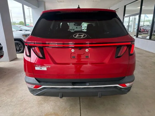 Used 2022 Red Hyundai SEL image 4