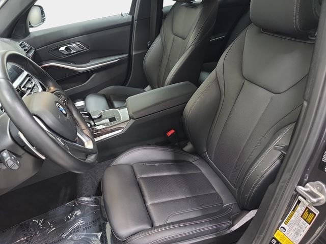 Used 2022 Mineral Grey Metallic BMW 330i xDrive image 13