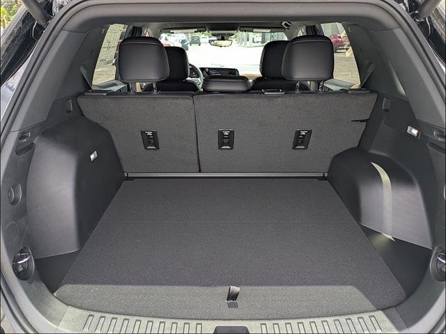 New 2026 Mosaic Black Metallic Chevrolet ACTIV image 13
