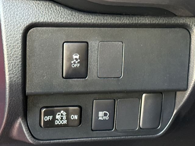 Used 2023 Red Toyota SR5 image 21