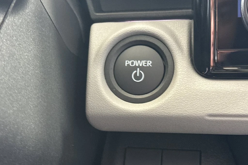New 2027 Wind Chill Pearl with Midnight Black Metallic roof <sup>1</sup> Toyota  XSE image 26