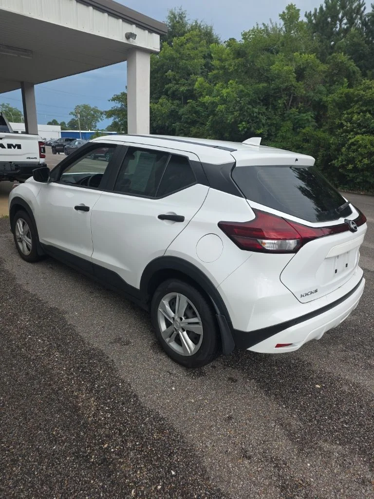 Used 2024 White Nissan S image 3