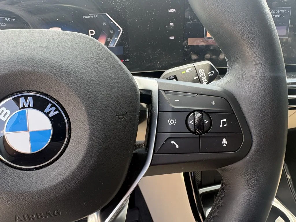 Used 2025 Alpine White BMW xDrive28i image 17