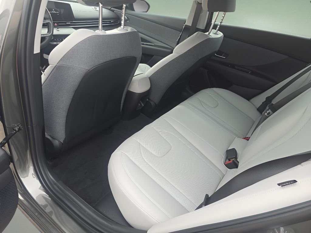 New 2026 Ecotronic Gray Hyundai Limited image 14