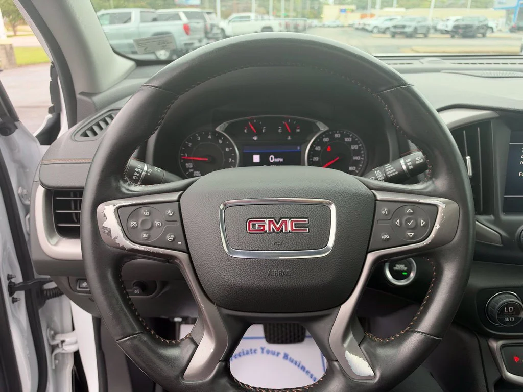 Used 2022 WHITE FROST TRICOAT GMC AT4 image 21