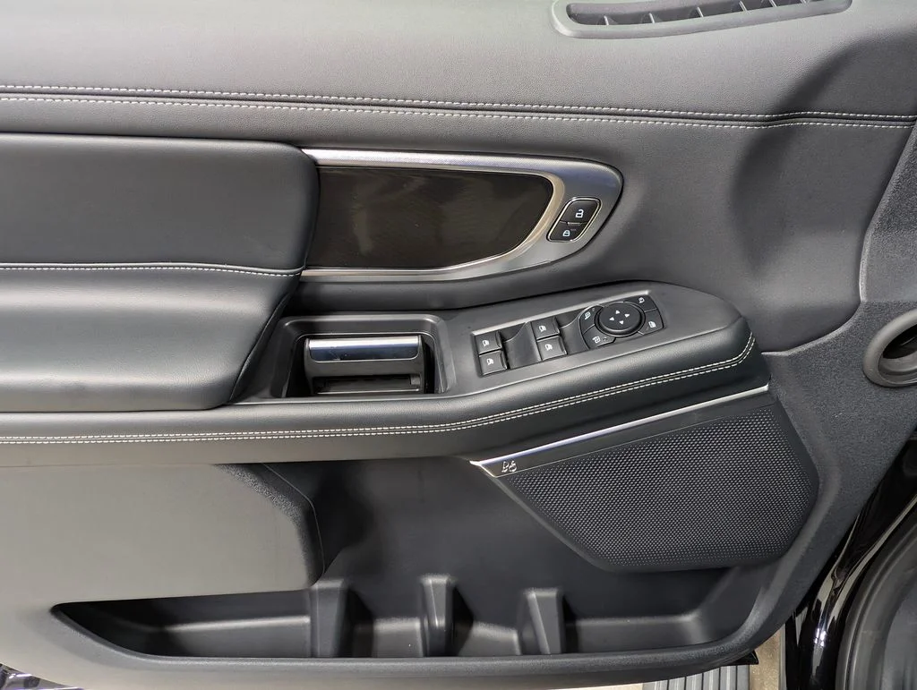 New 2027 Agate Black Metallic Ford MAX Platinum image 12