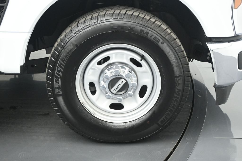 2026 Ford F-350 Super Duty XL - Photo 27