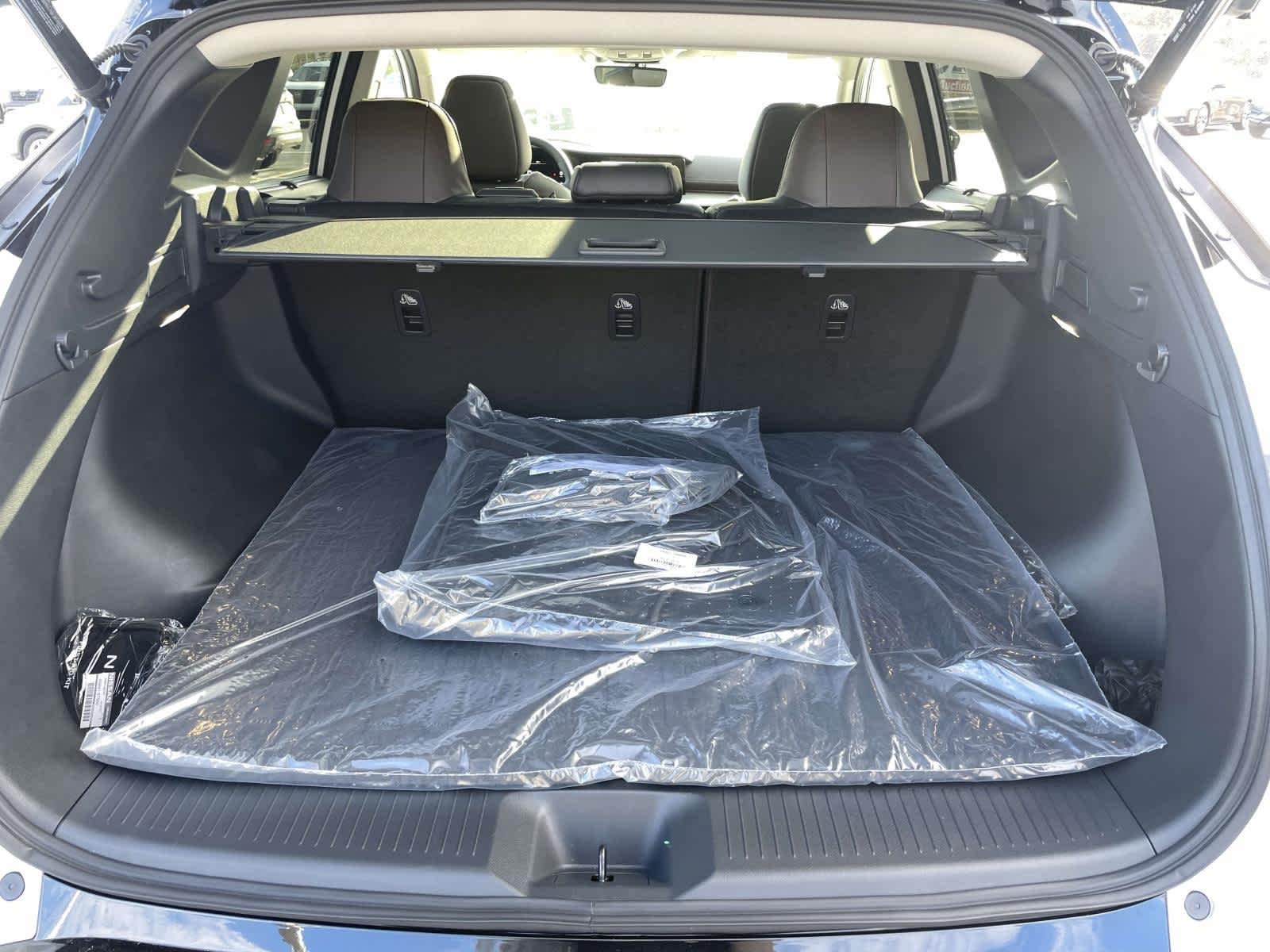 New 2026 Everest White Pearl Tricoat/Super Black Nissan Platinum image 17