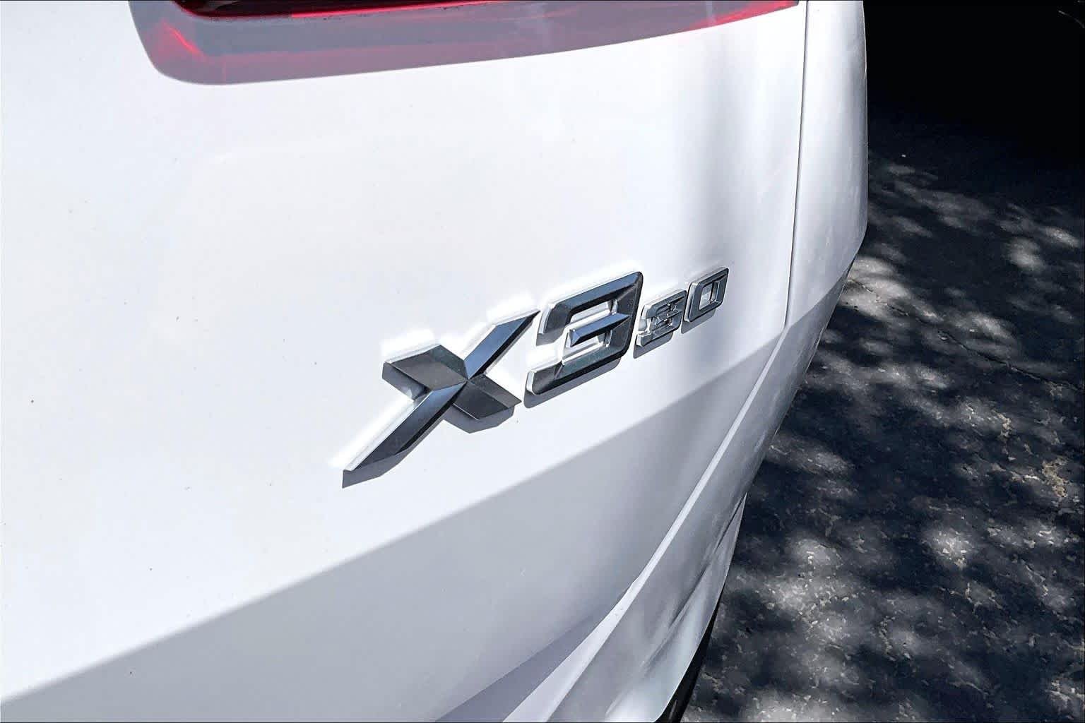 New 2026 Alpine White BMW 30 xDrive image 15