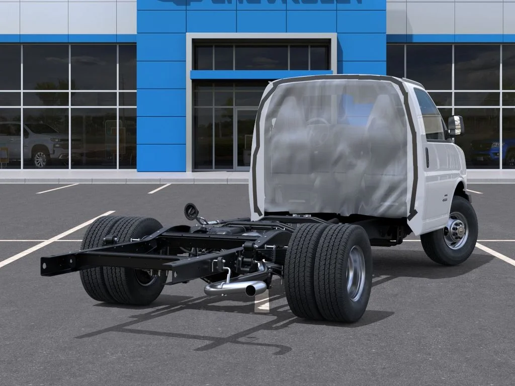 New 2025 White Chevrolet 4500 Series image 4
