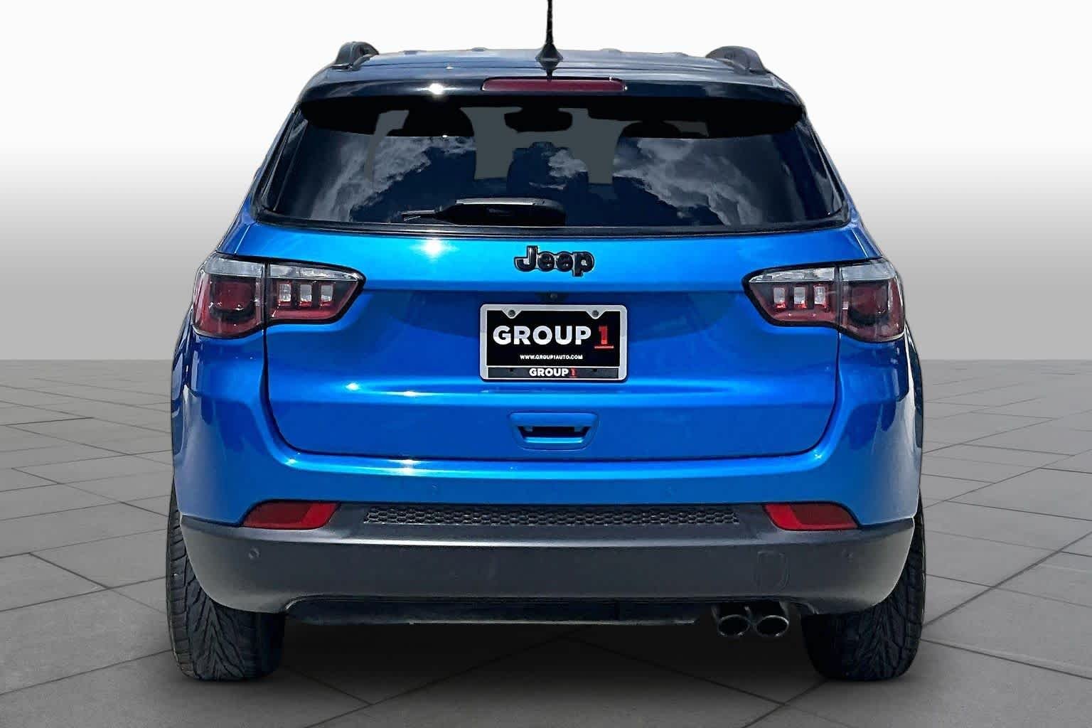 Used 2019 Laser Blue Pearlcoat Jeep Altitude image 5