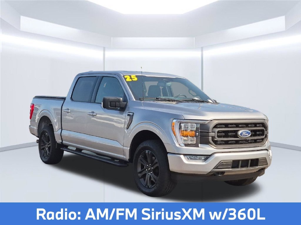 Used 2023 Silver Ford XLT image 9