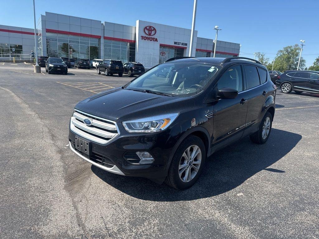 Used 2019 Black Metallic Ford SEL image 5