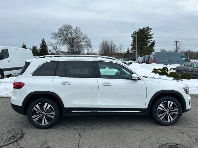 New 2026 Polar White Mercedes-Benz GLB 250 image 45