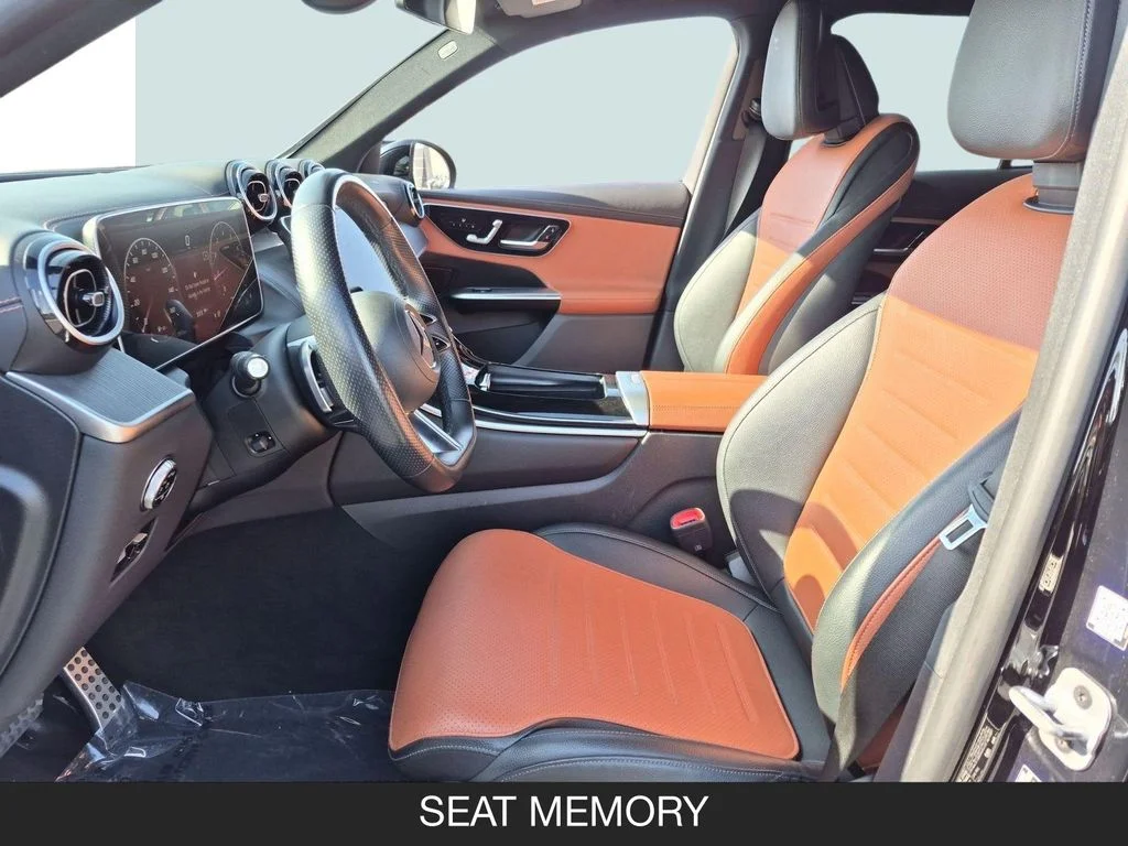 Used 2023 Black Mercedes-Benz GLC 300 image 14