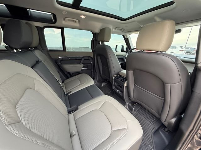 Used 2026 Carpathian Grey Premium Metallic Land Rover S image 17