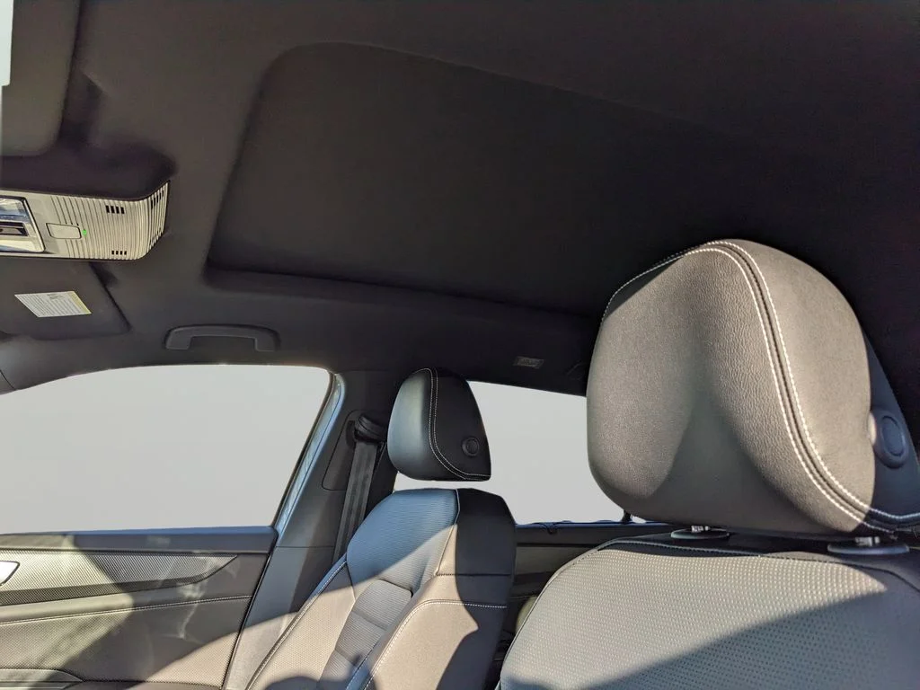 2026 Volkswagen Atlas Cross Sport SEL R-LINE - Photo 21