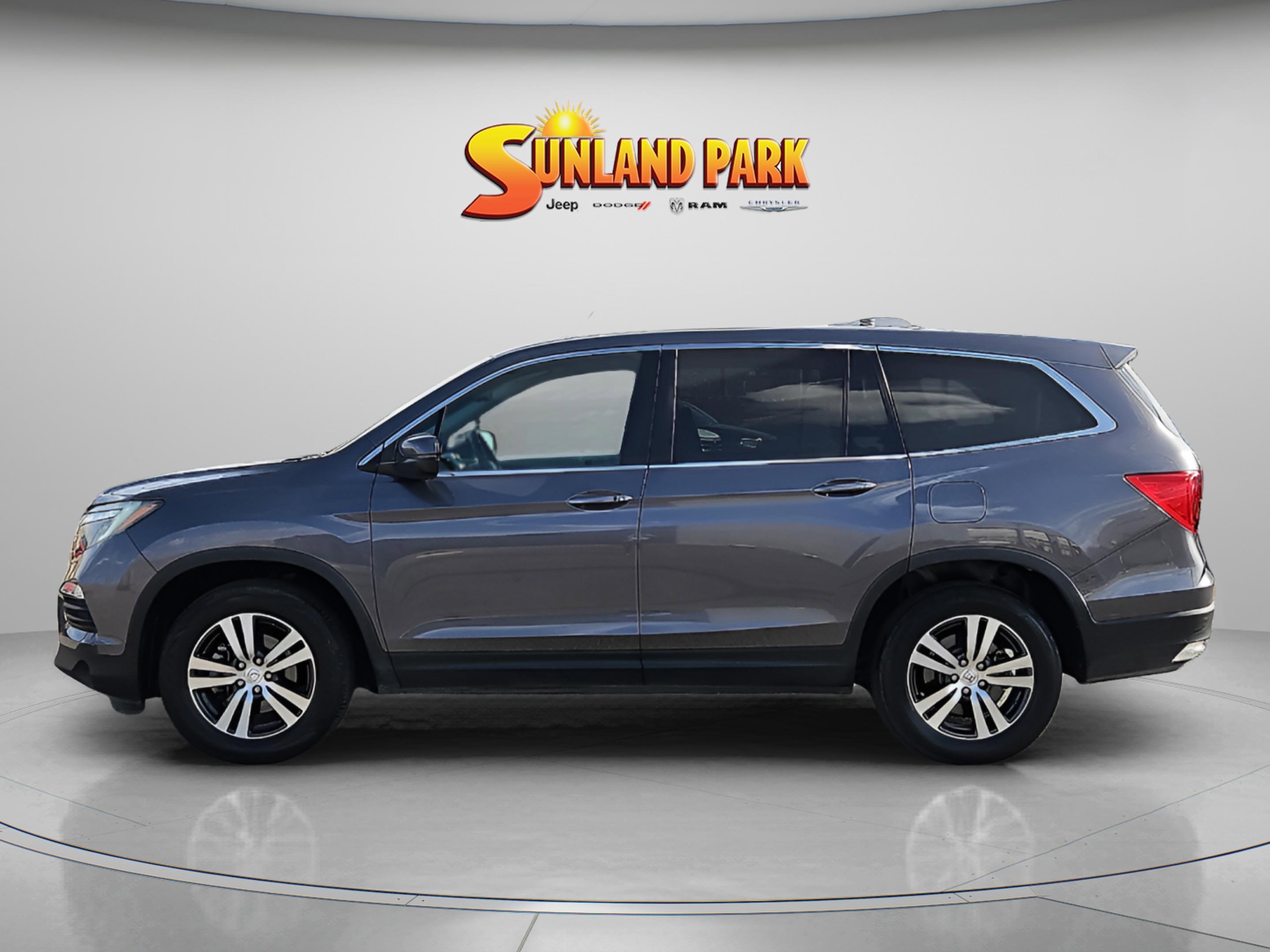 Used 2017 Modern Steel Metallic Honda EX-L image 3