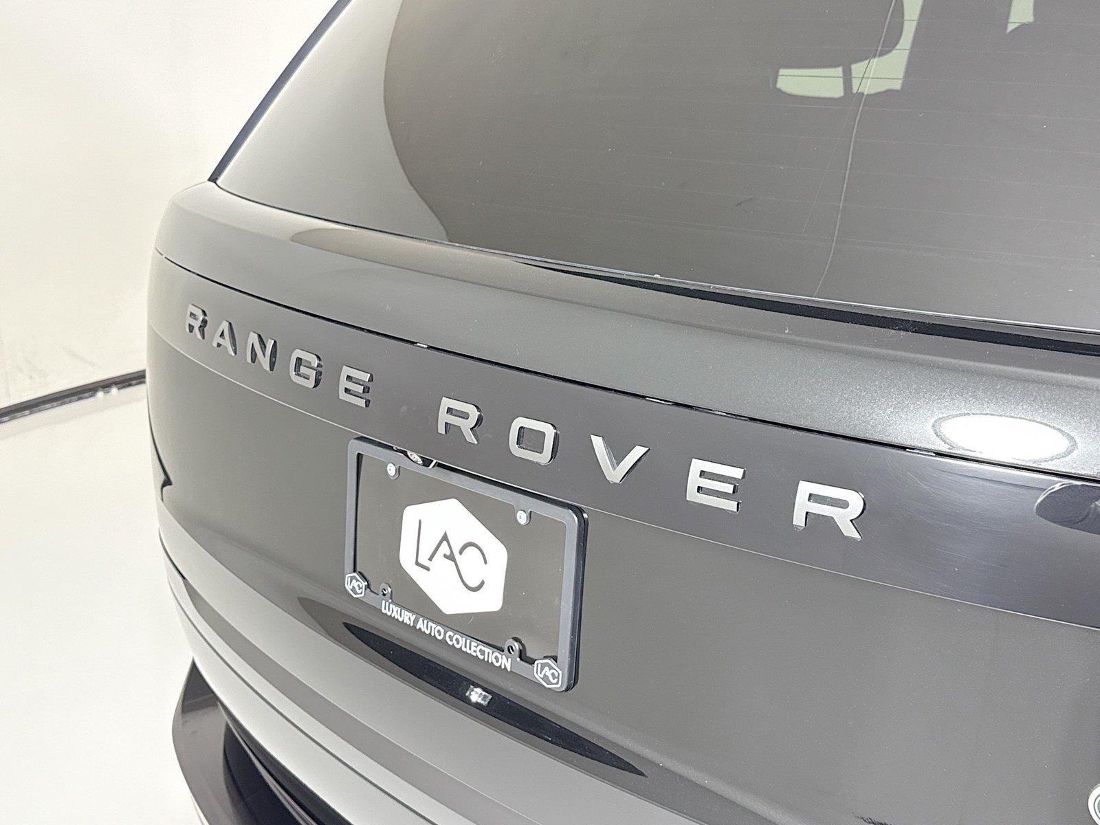 Used 2023 Santorini Black Metallic Land Rover SE image 37