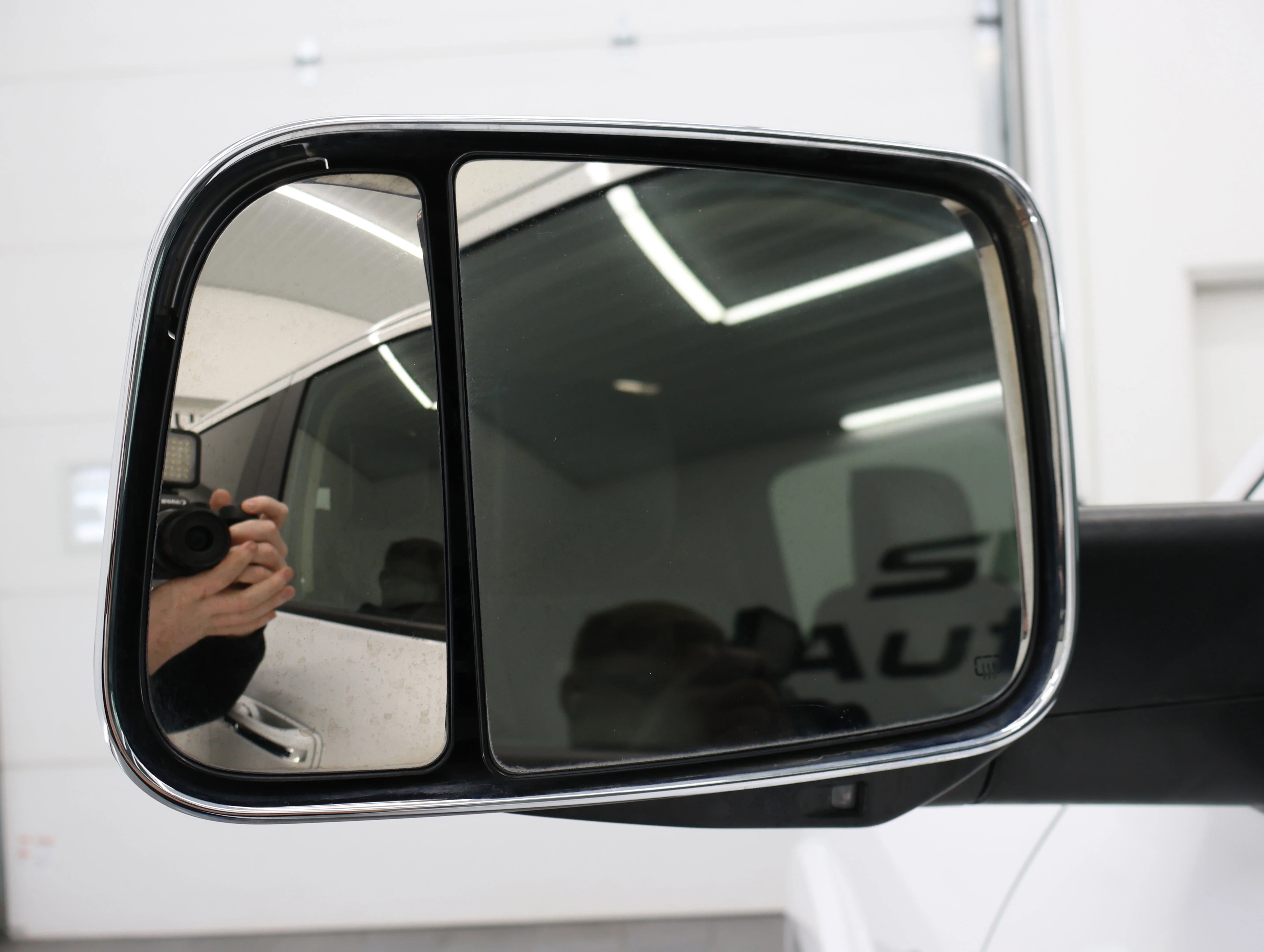 Used 2022 Bright White Clearcoat Ram Laramie image 36