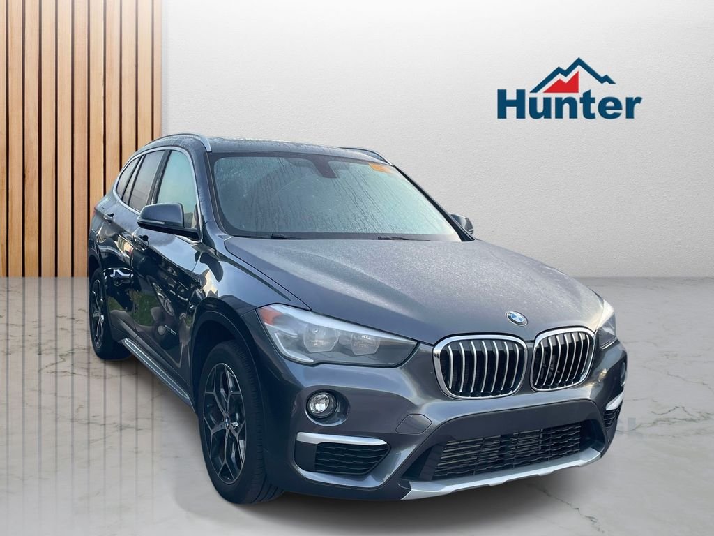 Used 2018 Mineral Gray Metallic BMW xDrive28i image 1