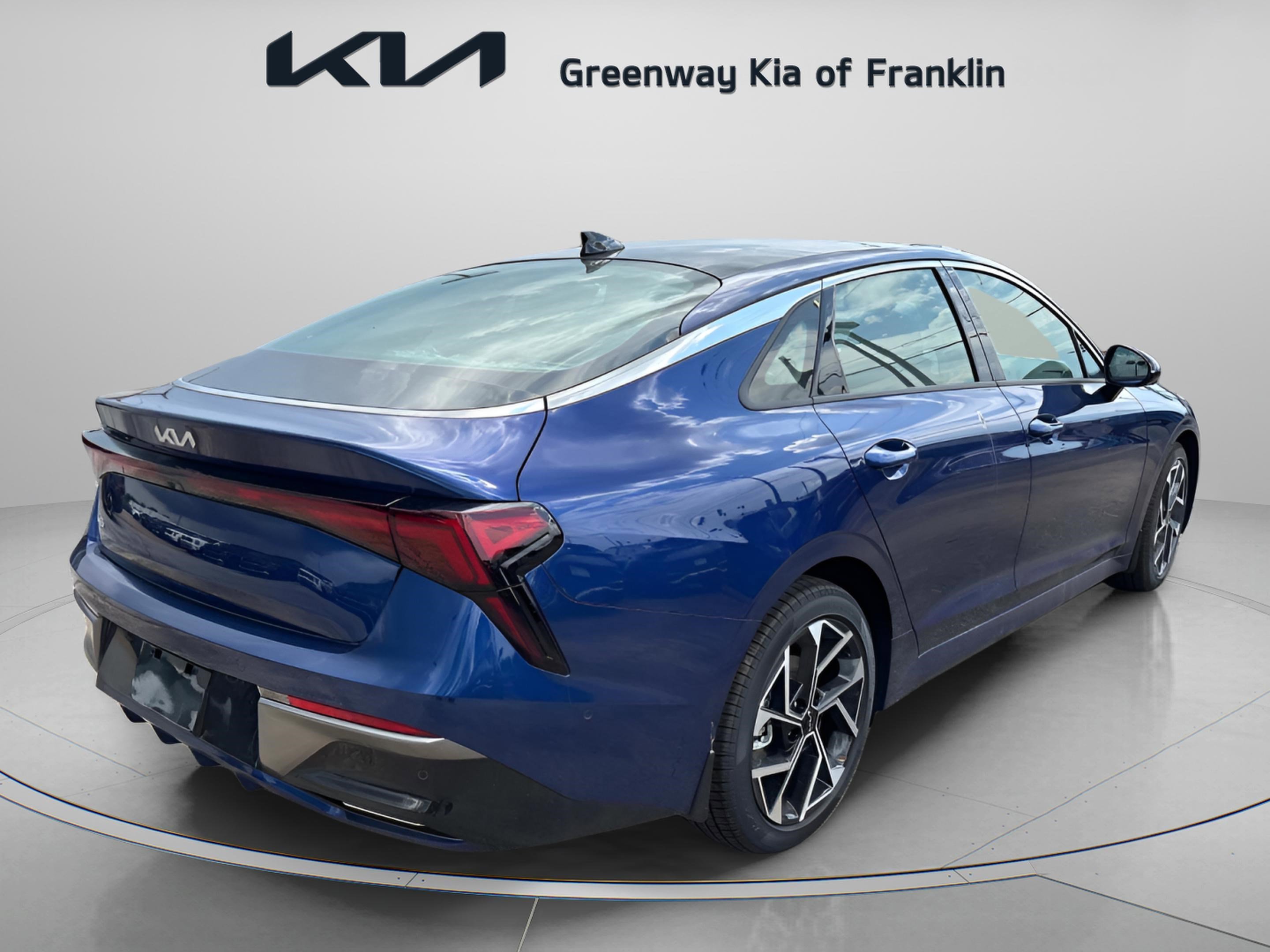 New 2025 Yacht Blue Kia EX image 7