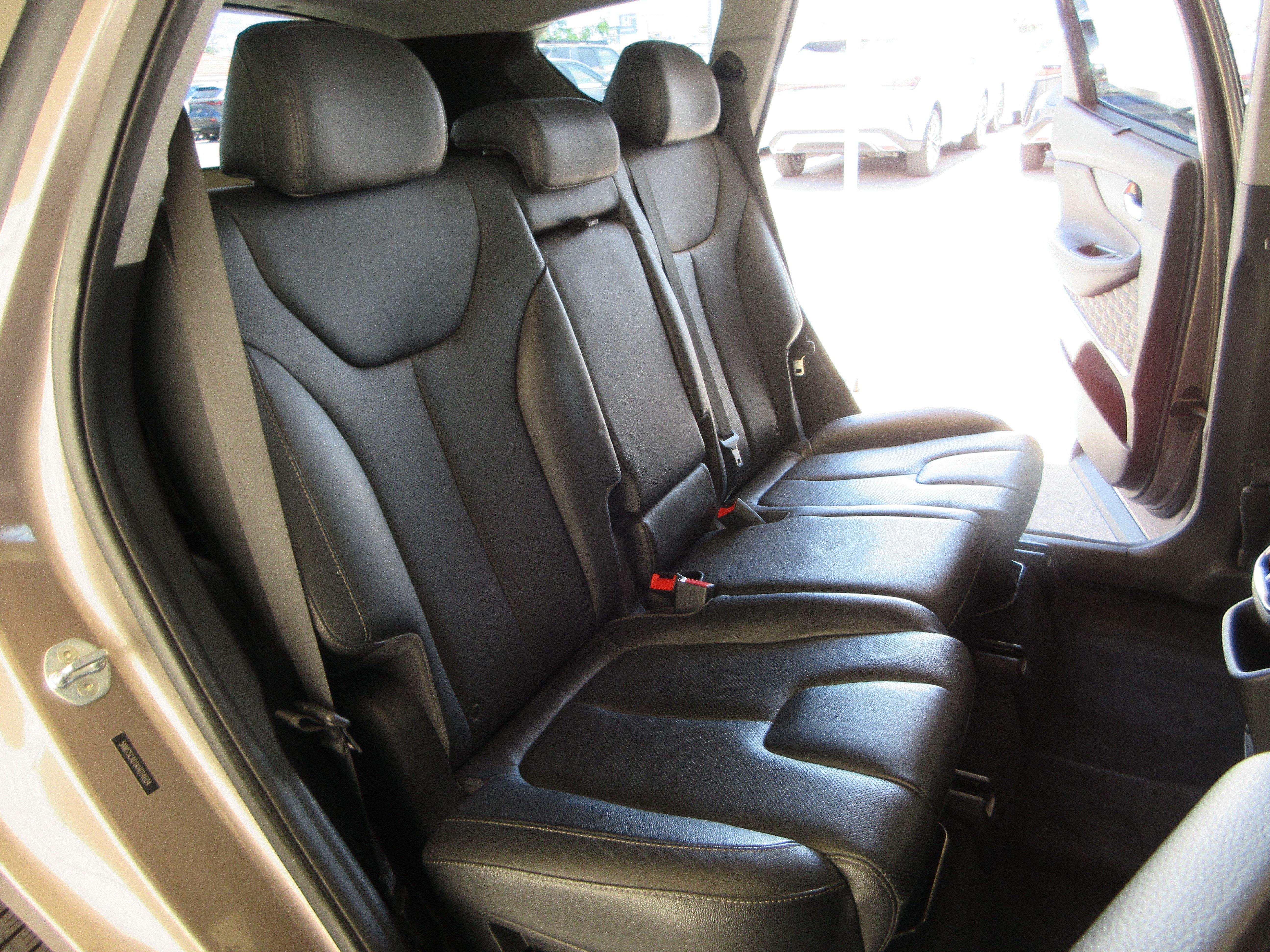 Used 2019 Earthy Bronze Hyundai Limited image 21