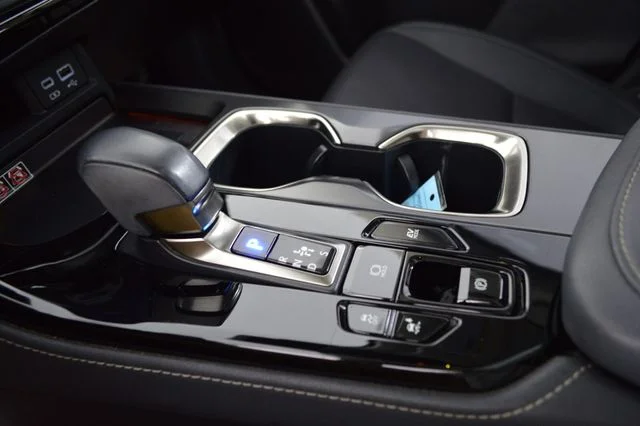 Used 2024 Black Lexus 350h Premium image 39