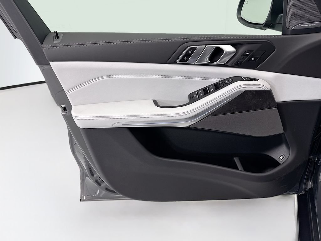 New 2026 Gray Metallic BMW xDrive50e image 23