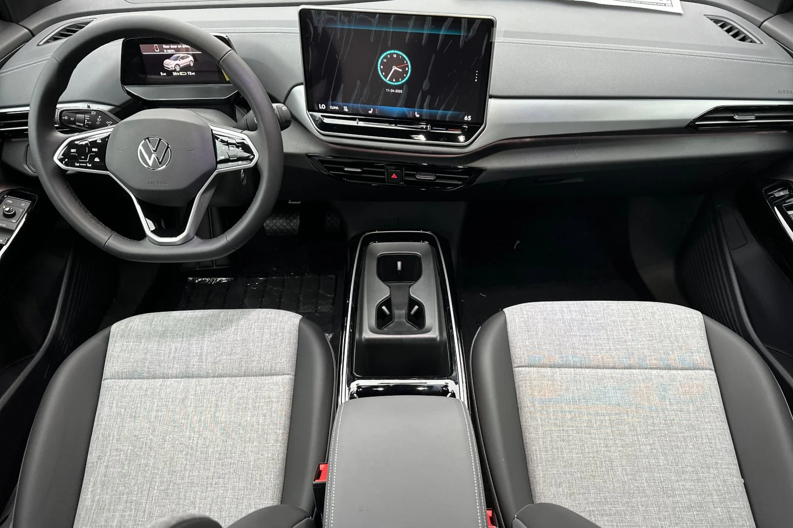 2025 Volkswagen ID.4 PRO - Photo 13