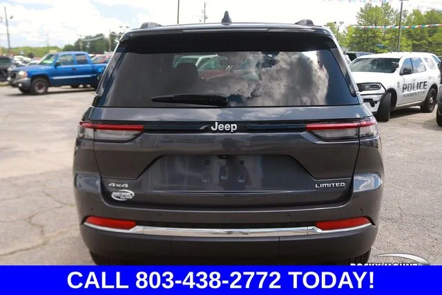 Used 2025 Gray Jeep Limited image 5