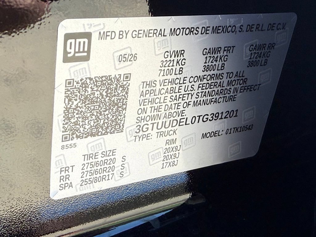 New 2026 Onyx Black GMC SLT image 13