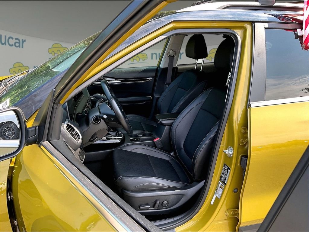 Used 2024 Green Kia SX image 10