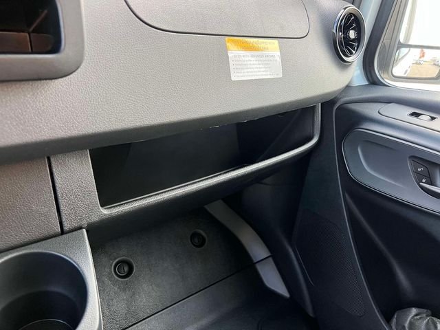 2026 Mercedes-Benz Sprinter Crew Van Base - Photo 35