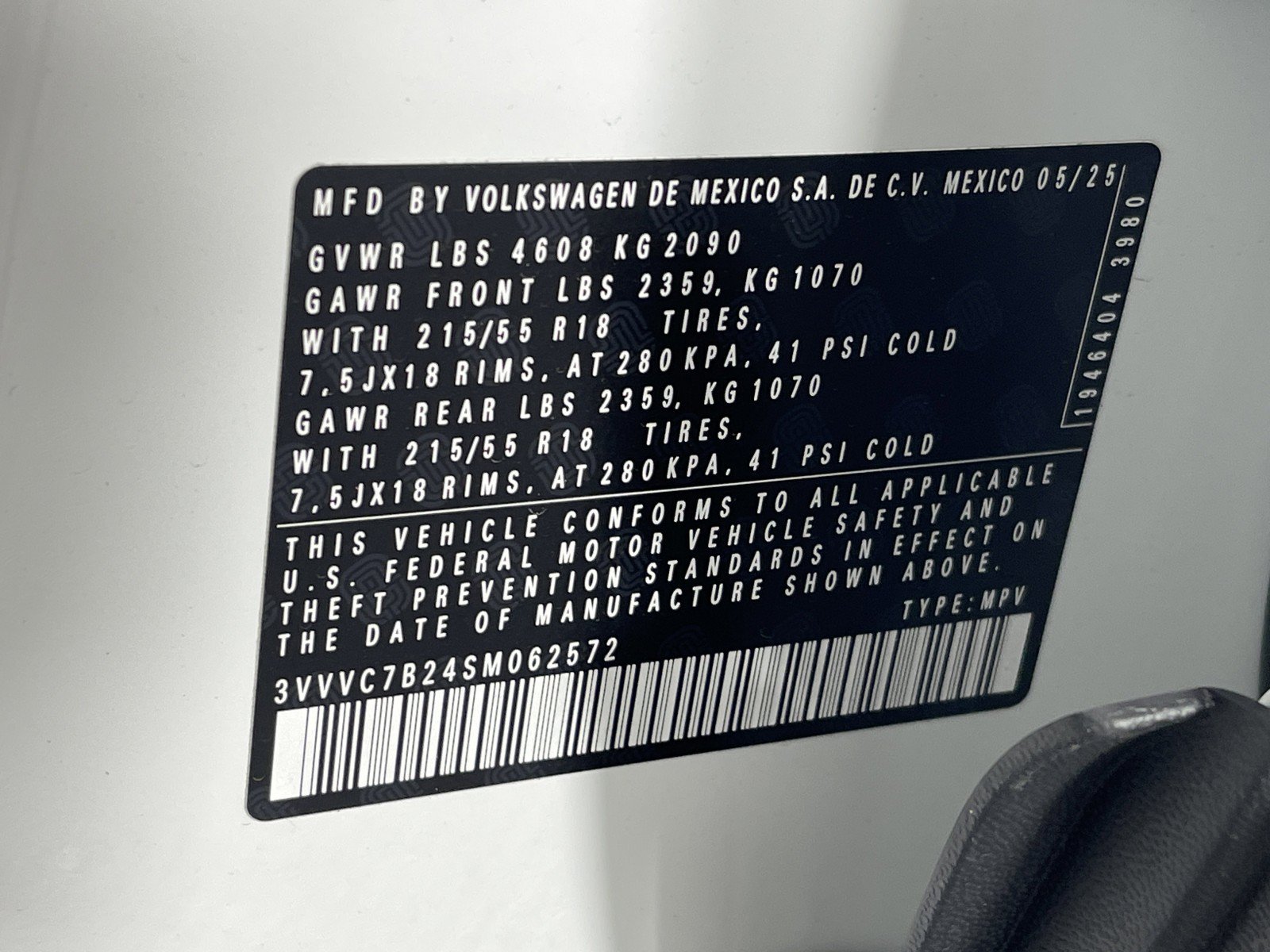 2025 Volkswagen Taos SE - Photo 36