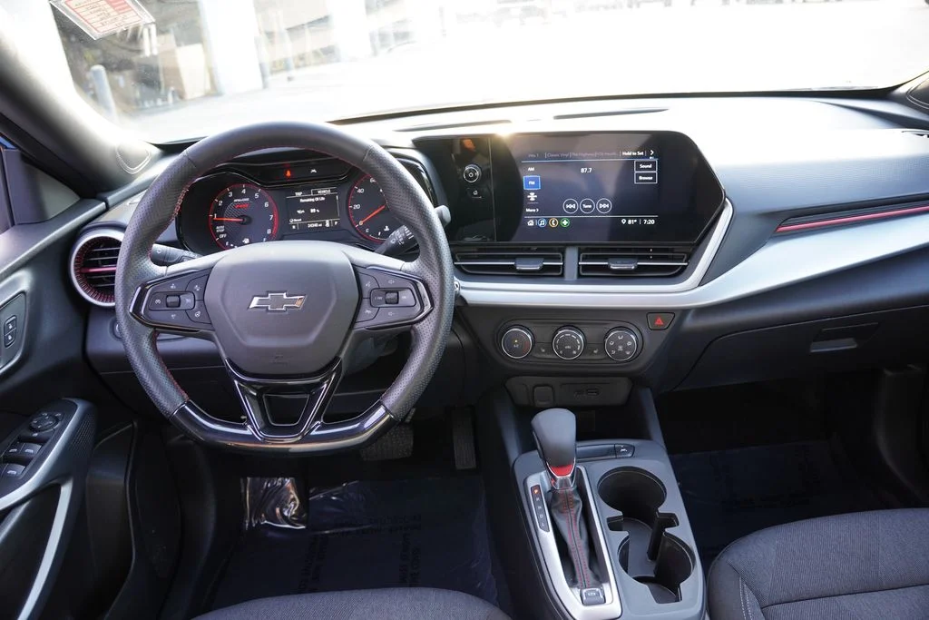 Used 2024 Fountain Blue Chevrolet 1RS image 19