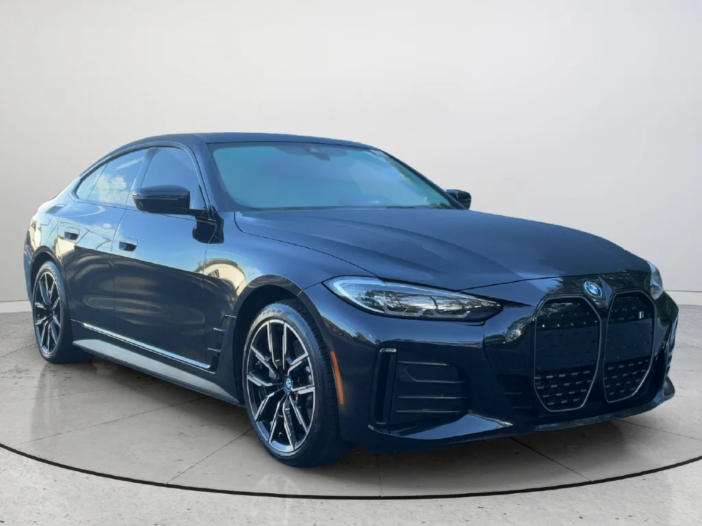 2023 BMW i4 40