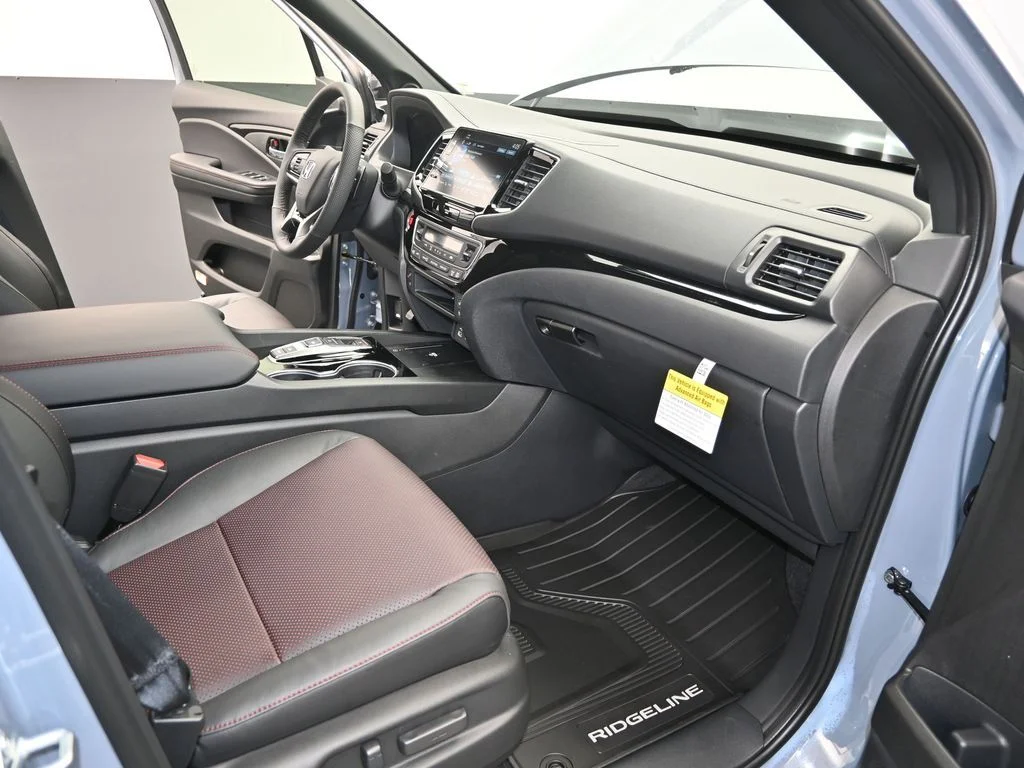 Certified Used 2026 Sonic Gray Pearl Honda Black Edition image 25