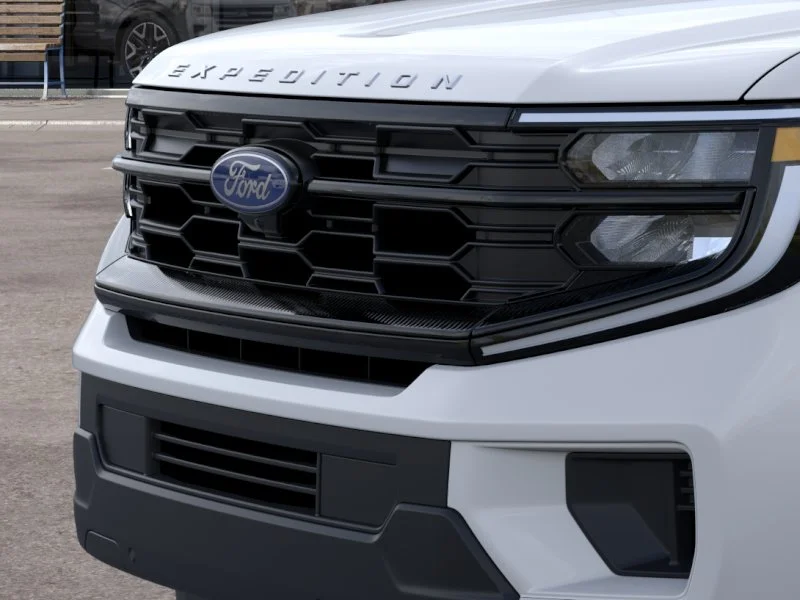 New 2026 Oxford White Ford Active image 17