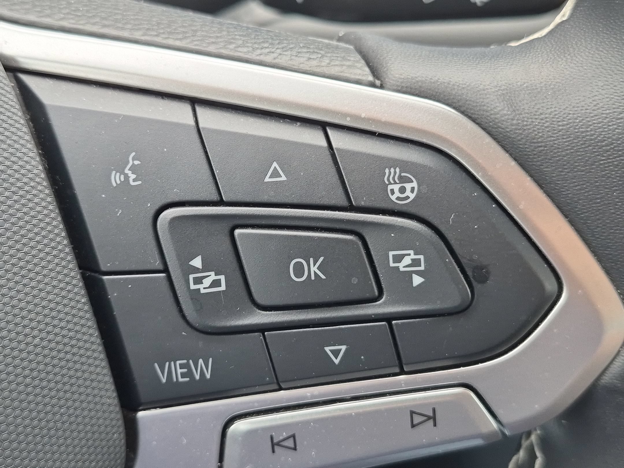 Used 2024 Gray Volkswagen SEL image 19
