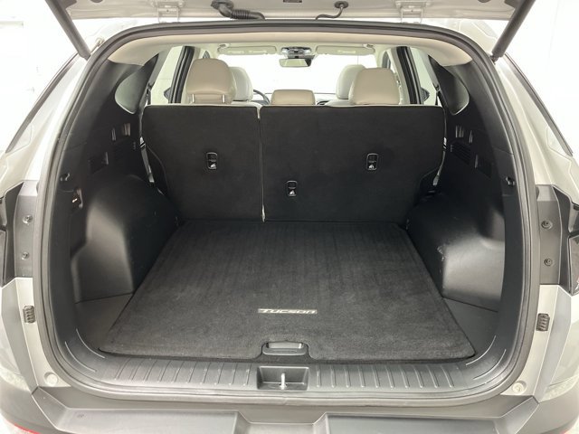 Used 2023 Shimmering Silver Hyundai SEL image 29
