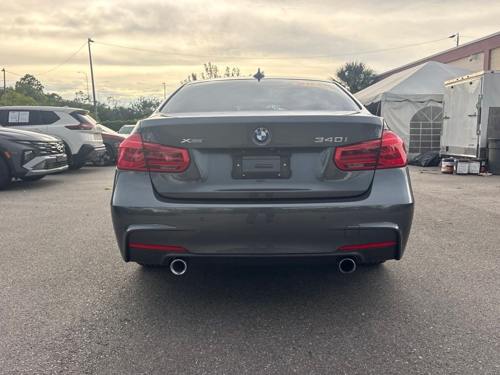 Used 2018 Gray BMW 340i xDrive image 4