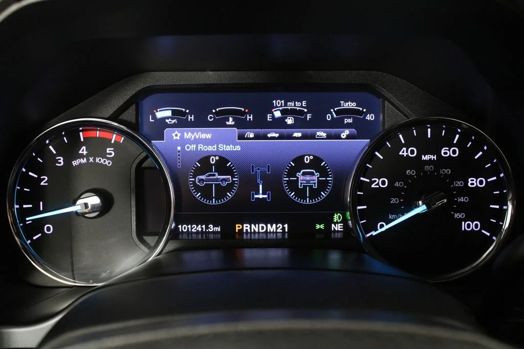 Used 2019 Gray Ford Lariat image 24